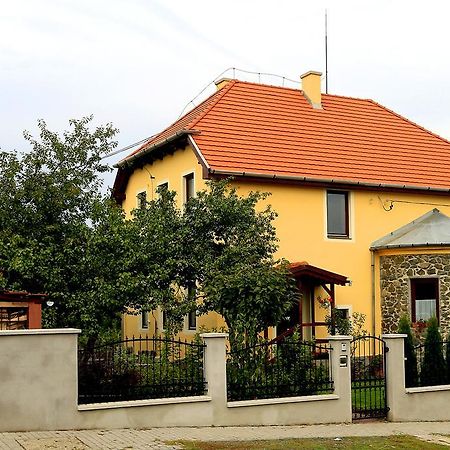 Nemes Apartman Eger Szoba fotó
